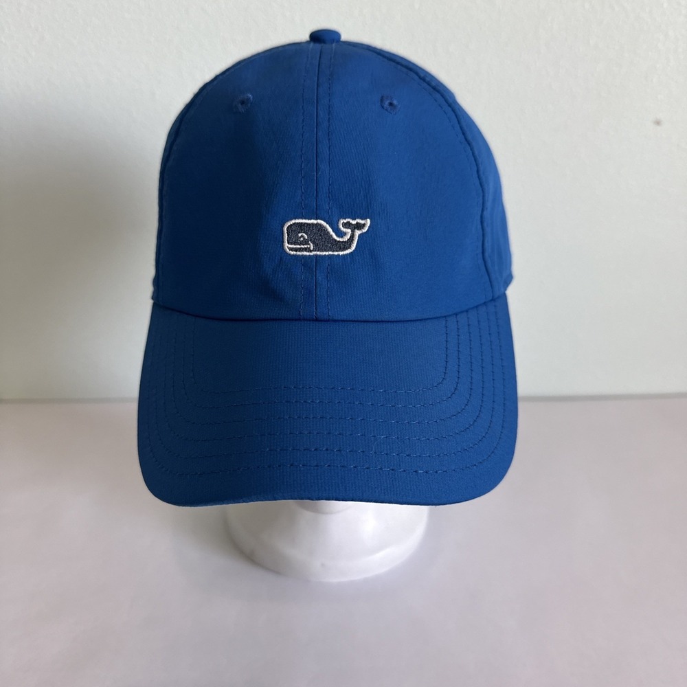 Vineyard‎ Vines On the Go Performance Hat Blue with blue  Whale Logo preppy